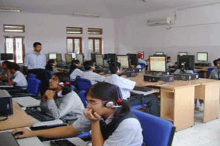 Essar International School-Computer Lab