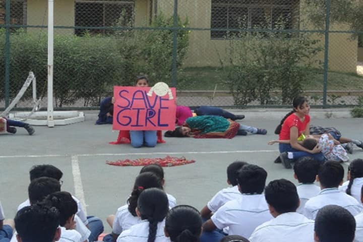 Euro School-Drama