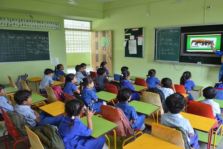 Hanifa School-Smart Class