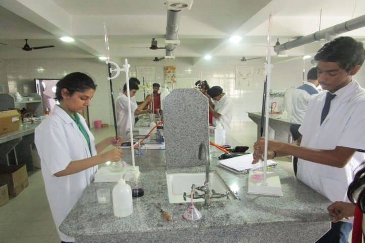 Hills High School-Chemistry Lab