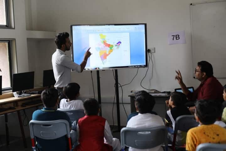Innovative International School-Digital Class