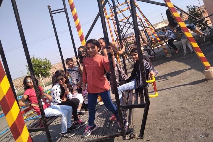 K G Dholakiya School-Tour