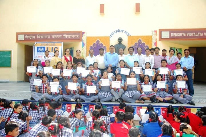 Kendriya Vidyalaya-Annual Prize Distribution