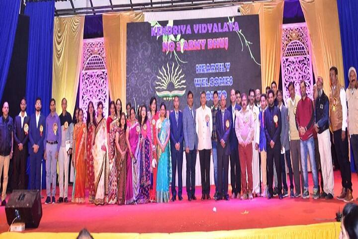 Kendriya Vidyalaya No 2-Staff Group Photo