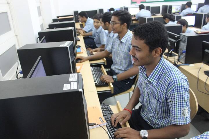 Kokilaben Dhirubhai Ambani Saraswati Vidya Mandir, Jamnagar, Jamnagar ...