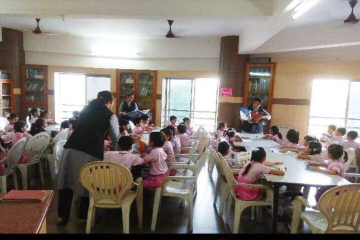 L P Savani International School-Library