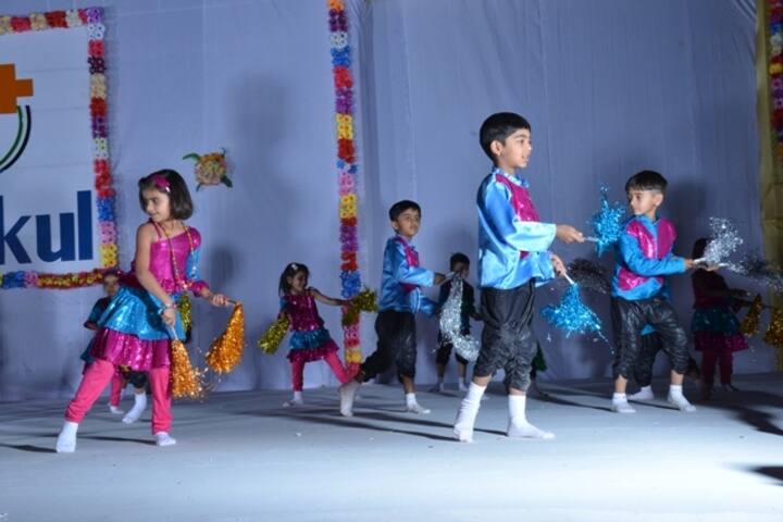Maharshi English School-Dance