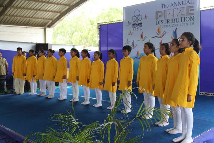 Navrachana School-Dance Activity
