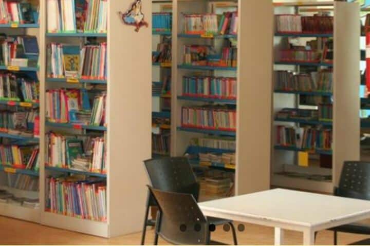 Navrachana International School-Library