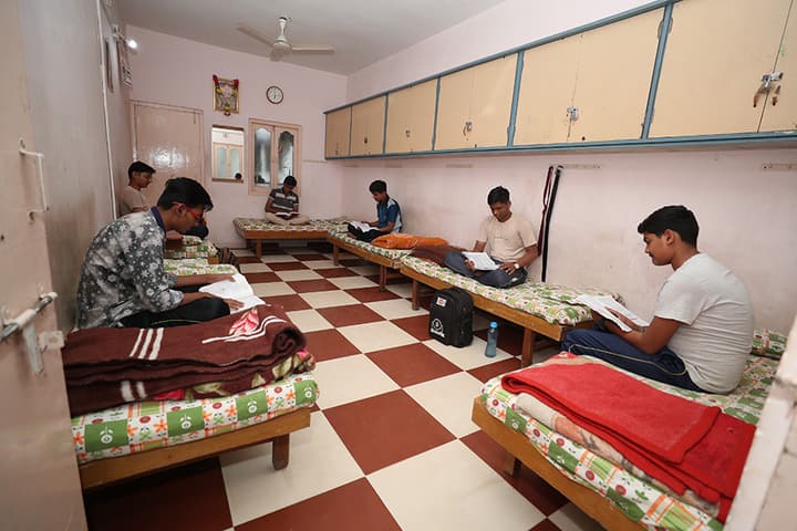 Om Landmark School-Hostel
