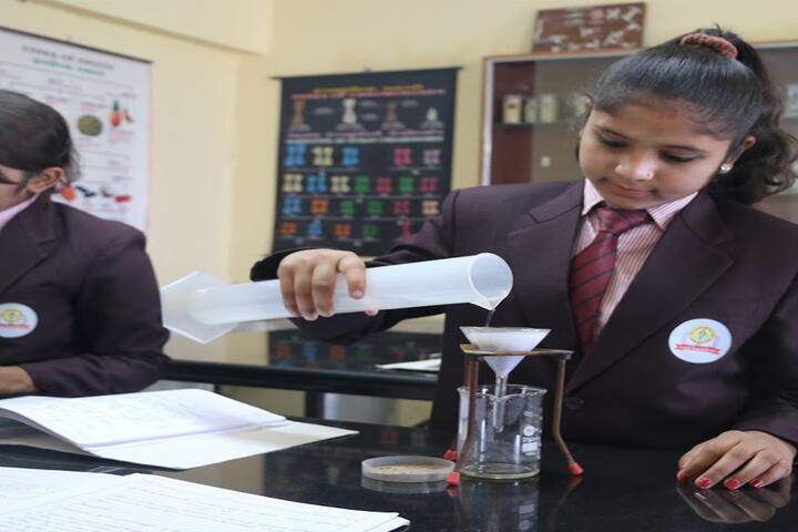 Om Landmark School-Chemistry-Lab