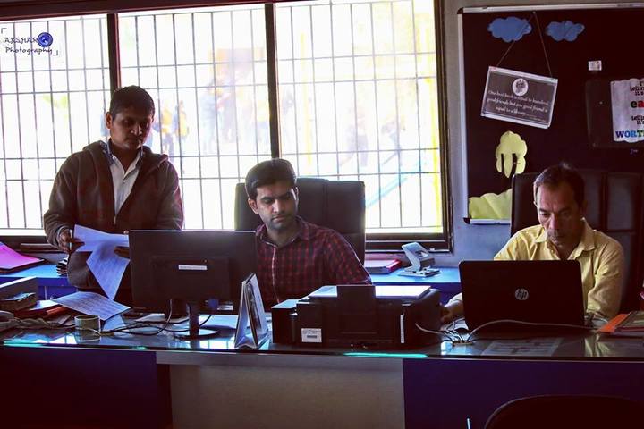 Oxford International School-Office Room