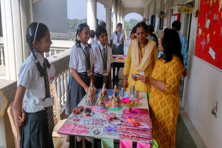 P P Savani Chaitanya Vidya Sankul-Exhibition