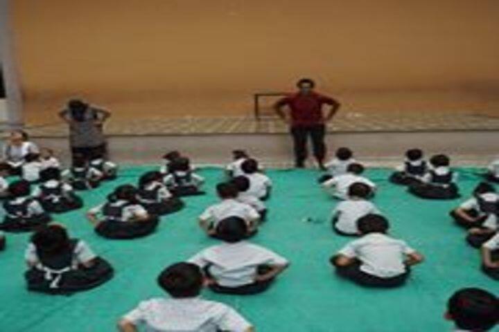 P P Savani School-Yoga