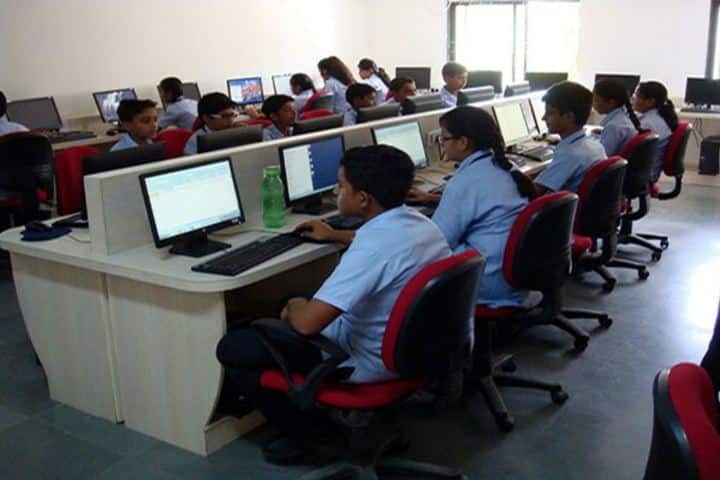 Pinnacle Public School-IT Lab