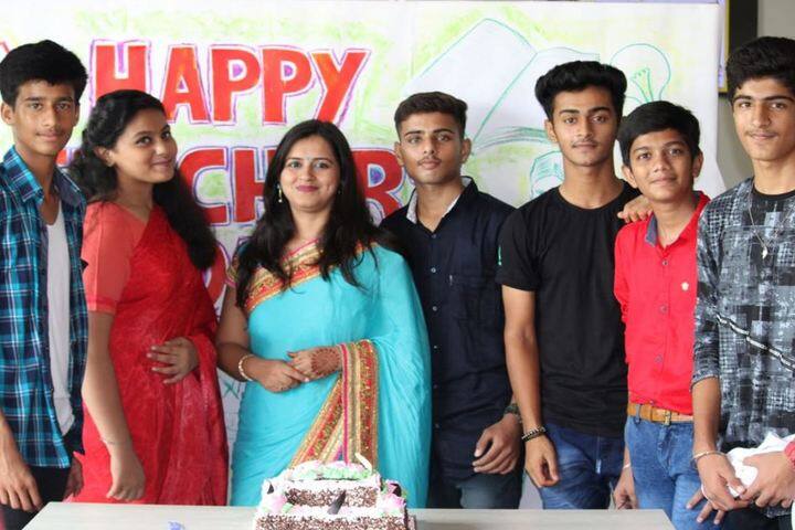 Pinnacle Public School-Teachers day