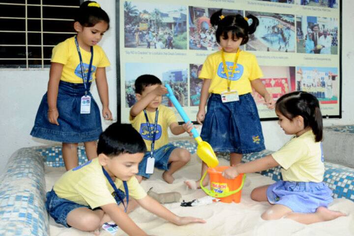 Podar World School-Sand play