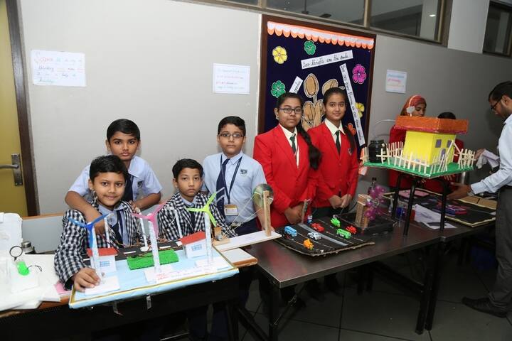 R P Vasani International School-Exhibition