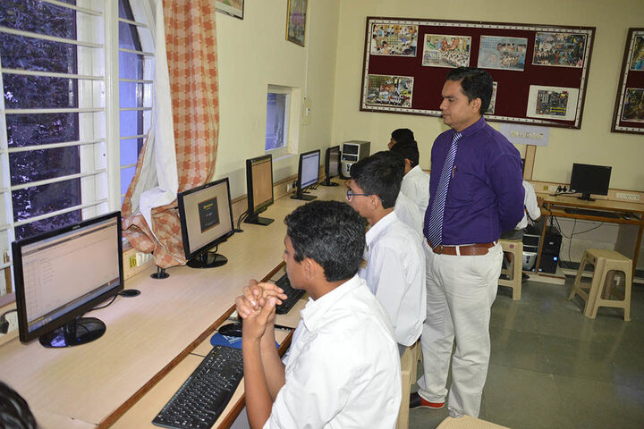 Rajkumar College-Computer Lab