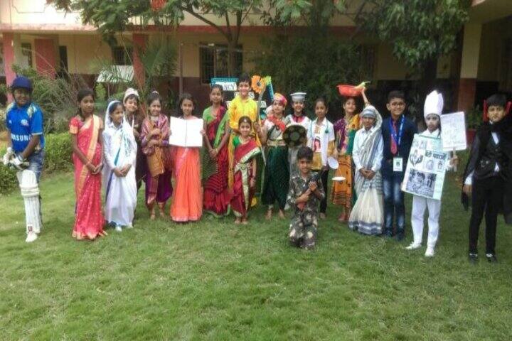 Sardar Patel Vidyalaya-Fancy Dress
