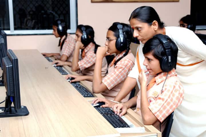 Sarvanaman Vidya Mandir-Language Lab