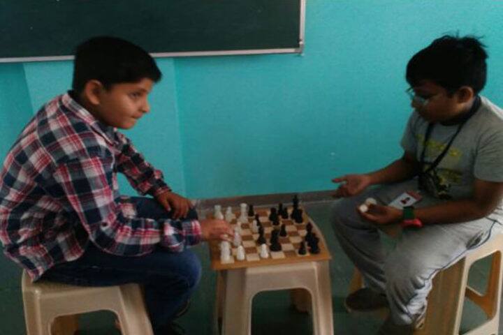 School Of Excellence-Indoor Games