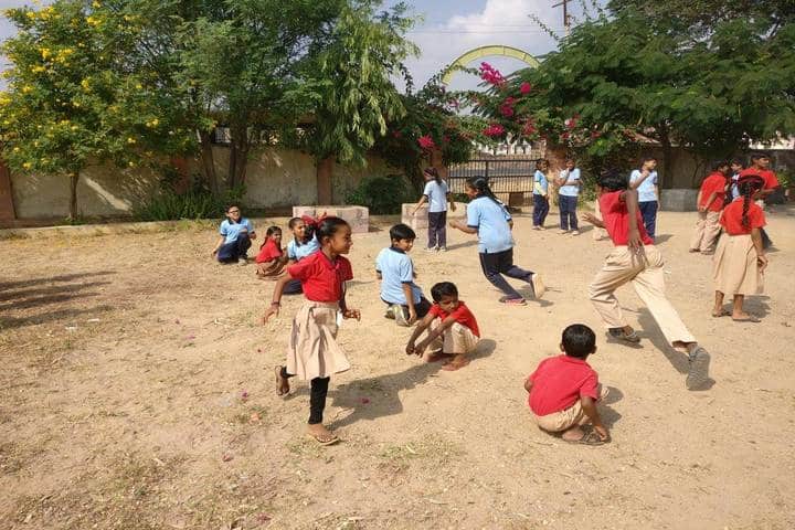 Shishukunj International School-Games