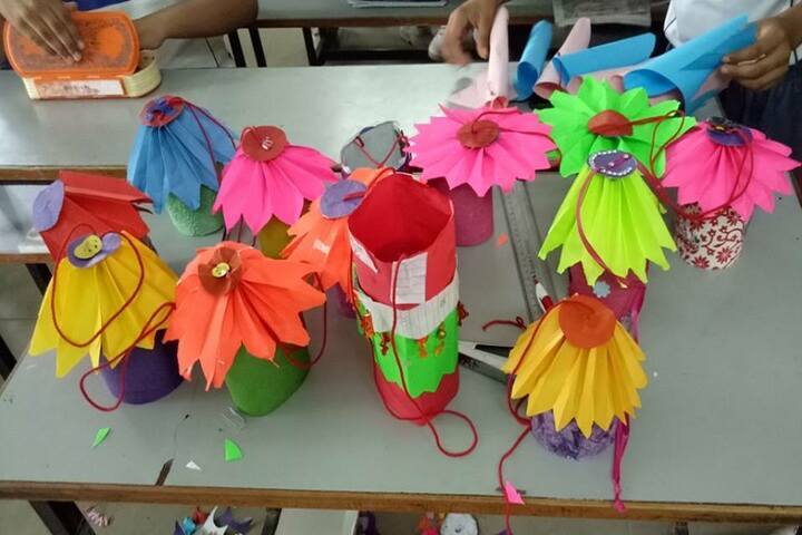 Shiv Ashish School-Craft