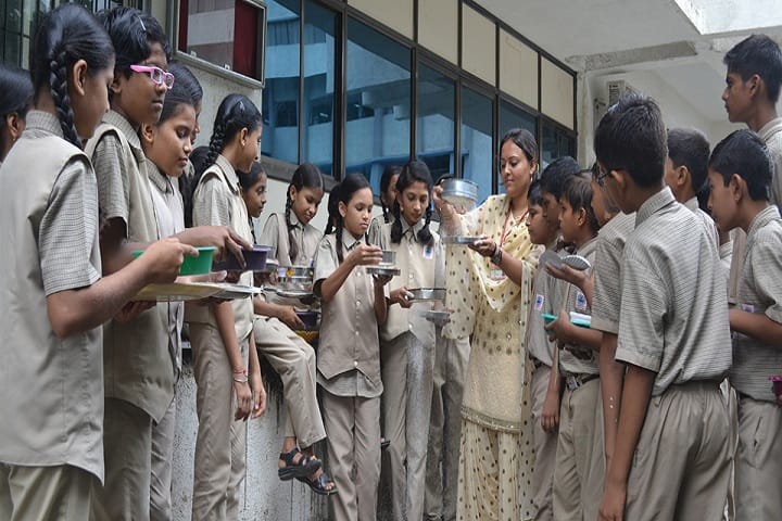 Shree Krishna International School-Experiment Learning