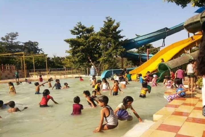 Shree M K Mehta English Medium School-Swimming Pool