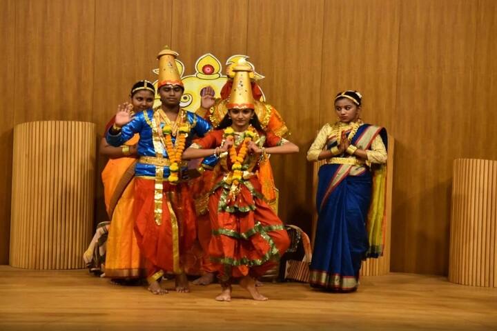 Shree Swaminarayan Gurukul-Dance Competition