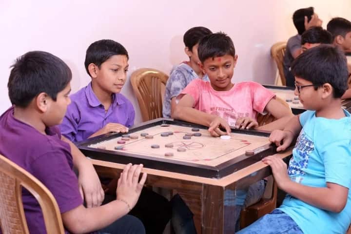 Shree Swaminarayan Gurukul Gyanbag International School-Indoor Games