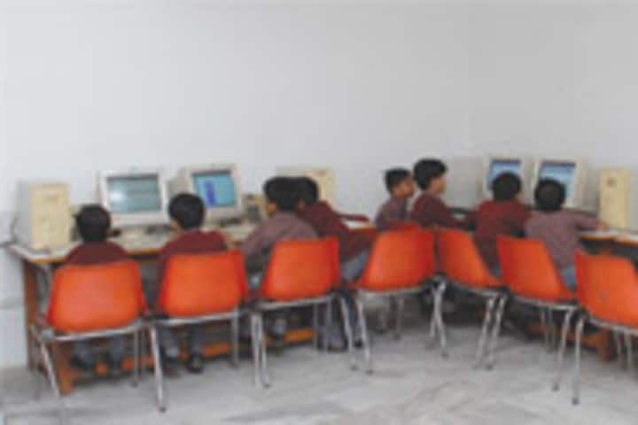 Shree Swaminarayan Public School-IT Lab