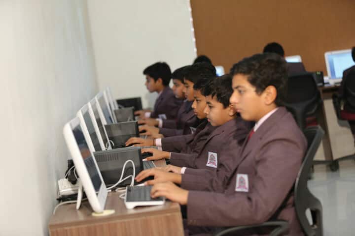 Shree Swaminarayan Vidhyapeeth-IT Lab