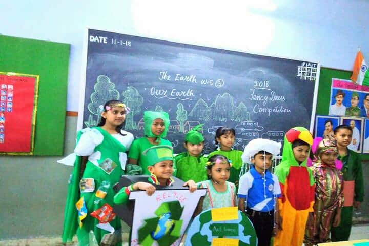 Shree Swaminarayan Vidyaveli Gyan Kendra English Medium School-Fancy Dress Competition