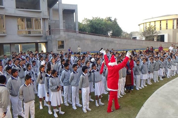 Shreevallabh Sanskar Dhams Smt. Shobhaben Pratapbhai Patel Day Boarding School-Christmas Celebration