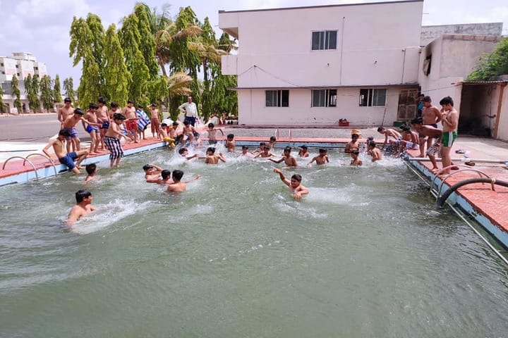 Shri Green Farm English School-Swimming Pool