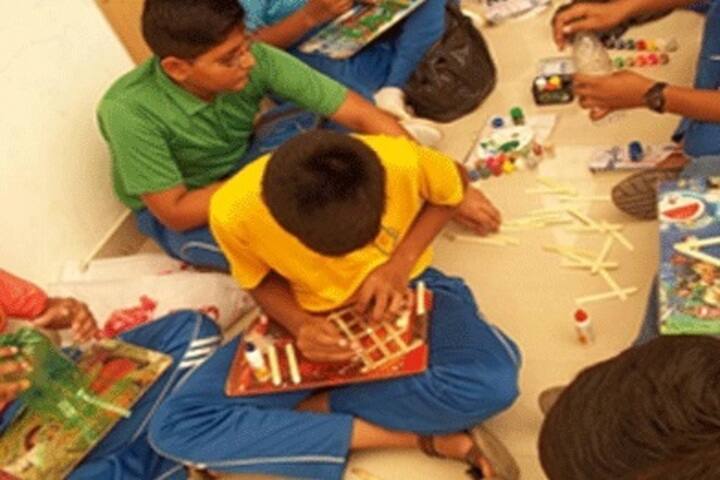 Shri Laxminarayan Vidya Prathishthan-Art and Craft