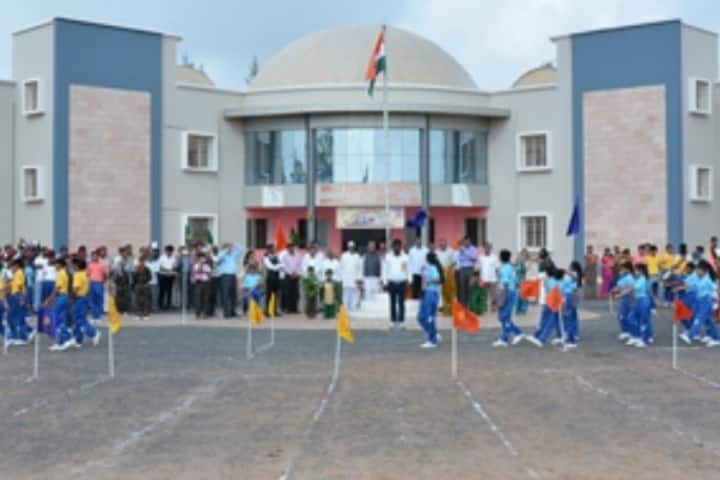 Shri Laxminarayan Vidya Prathishthan-Independence Day