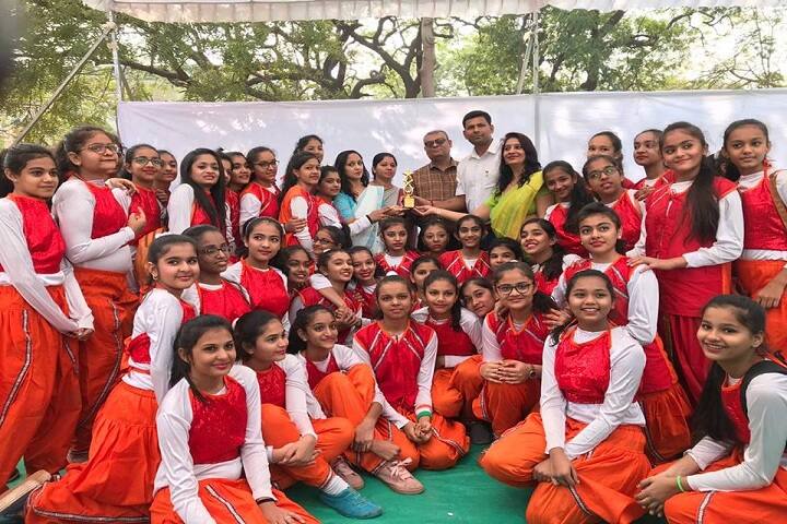 Shri Swami Narayan Academy-Prize Distribution