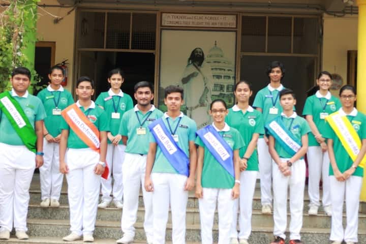 Sri Sri Ravishankar Vidya Mandir-Investiture Ceremony