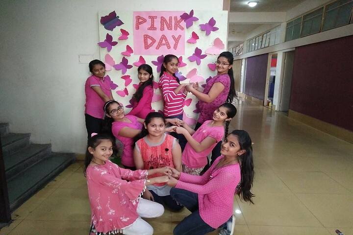 Tanna English Medium School-Pink Day