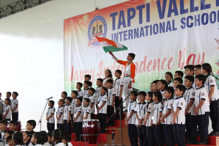 Tapti Valley International School-Independence Day