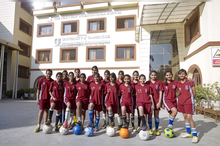  Girls Football Team