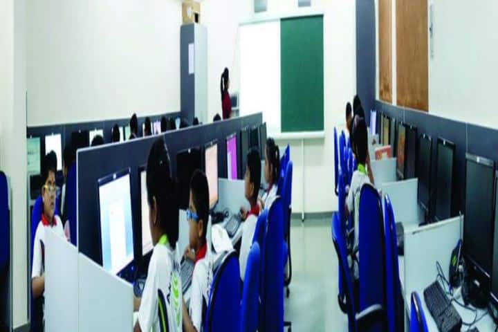 Anand Niketan-Computer Lab