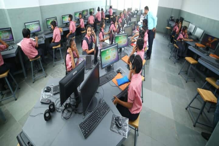 Vasishtha Genesis School-Computer Lab