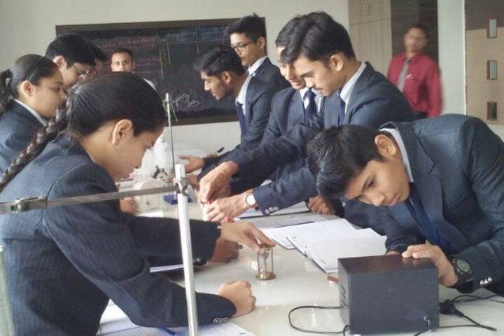 Vatsalya International School- Electronic Lab