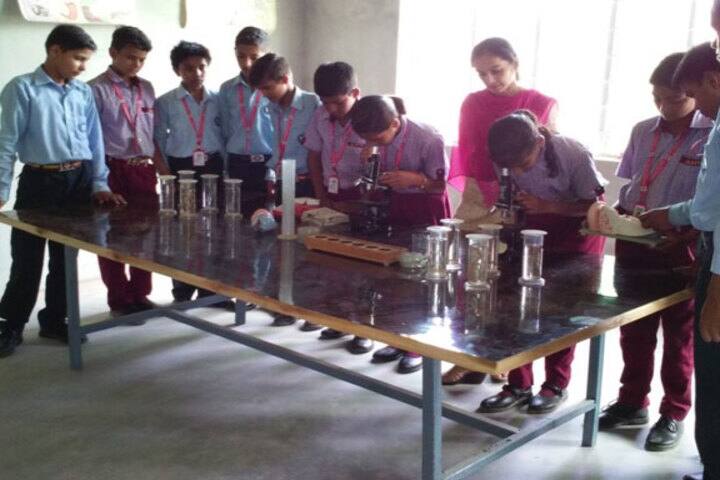 Aastha International Public School-Chemistry Lab
