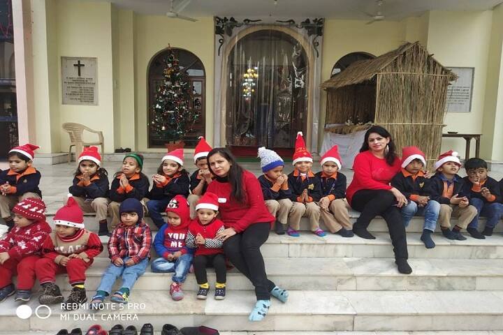 Adarsh Vidya Niketan Sr Sec School-Christmas celebration