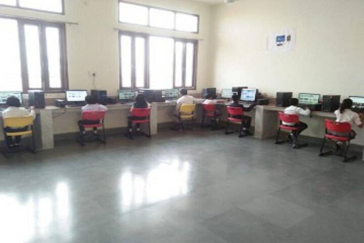 Aditya Public School-Computer Lab